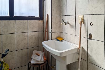 Apartamento para alugar com 65m², 2 quartos e 1 vagaÁrea de Serviço