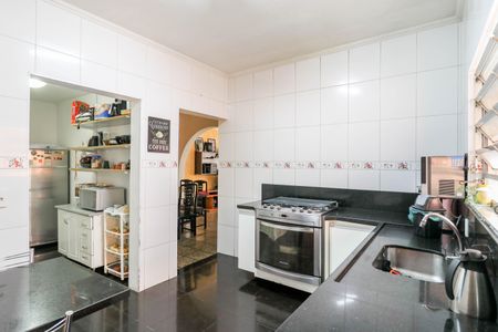 Casa à venda com 503m², 7 quartos e 6 vagasCasa 1 - Cozinha
