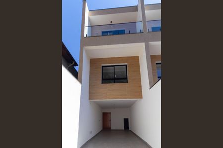 Casa à venda com 104m², 3 quartos e 2 vagas Casa à venda com 104m², 3 quartos e 2 vagasGaragem