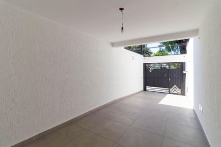 Casa à venda com 104m², 3 quartos e 2 vagas Casa à venda com 104m², 3 quartos e 2 vagasGaragem