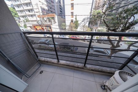 Apartamento à venda com 38m², 1 quarto e sem vaga Apartamento à venda com 38m², 1 quarto e sem vagaSacada