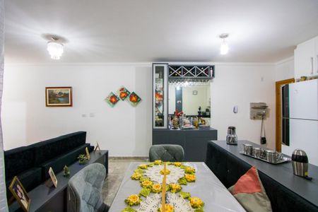 Apartamento à venda com 92m², 2 quartos e 1 vagaSala/Cozinha