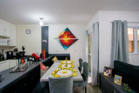 Apartamento à venda com 92m², 2 quartos e 1 vagaSala/Cozinha