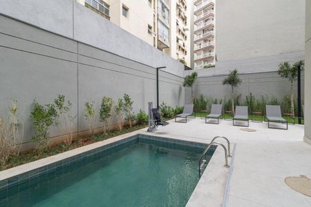 Studio à venda com 24m², 1 quarto e sem vagaÁrea comum - Piscina