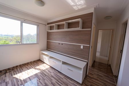 Sala de apartamento para alugar com 2 quartos, 46m² em Jardim Sao Francisco (zona Leste), São Paulo