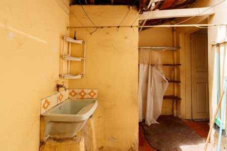 Casa à venda com 73m², 2 quartos e 1 vagaÁrea de Serviço e Quintal