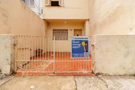 Casa à venda com 73m², 2 quartos e 1 vagaFachada