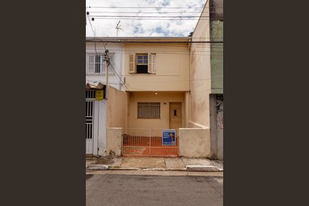 Casa à venda com 73m², 2 quartos e 1 vagaFachada