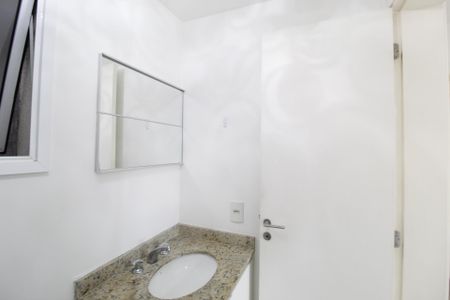 Apartamento à venda com 58m², 2 quartos e 1 vagaBanheiro da Suíte 1