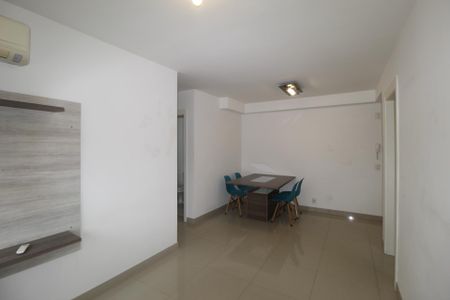 Sala de apartamento à venda com 2 quartos, 58m² em Passo D’areia, Porto Alegre