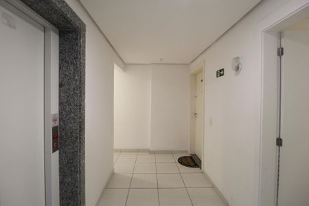 Apartamento à venda com 58m², 2 quartos e 1 vagaÁrea comum