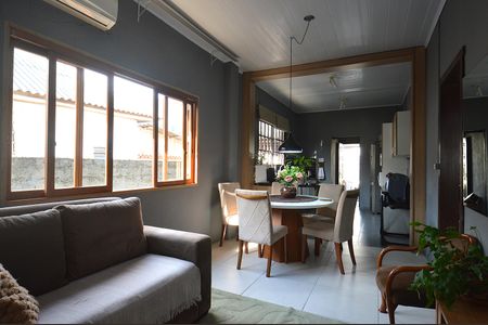 Casa para alugar com 100m², 2 quartos e 4 vagasSala