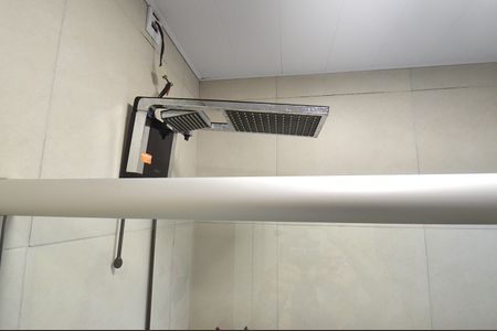 Casa para alugar com 100m², 2 quartos e 4 vagasBanheiro da Suíte - Chuveiro