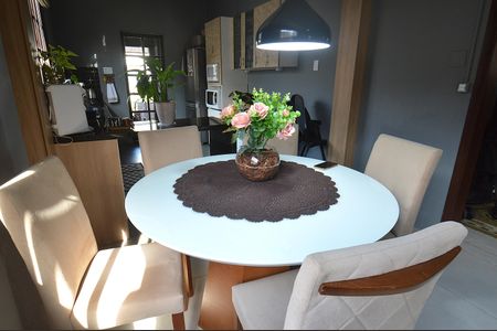 Casa para alugar com 100m², 2 quartos e 4 vagasSala de jantar