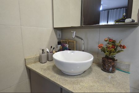 Casa para alugar com 100m², 2 quartos e 4 vagasBanheiro da Suíte - Cuba