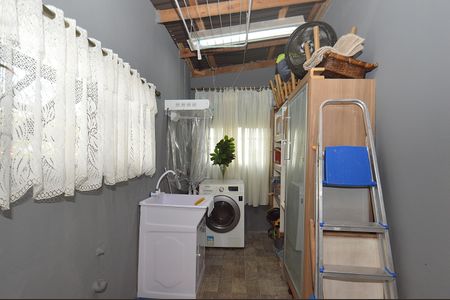 Casa para alugar com 100m², 2 quartos e 4 vagasÁrea de Serviço