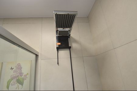 Casa para alugar com 100m², 2 quartos e 4 vagasBanheiro da Suíte - Chuveiro