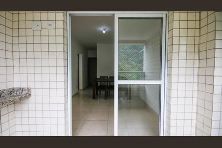 Apartamento para alugar com 68m², 2 quartos e 1 vagaVaranda