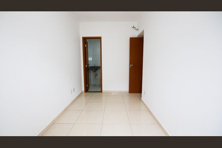 Apartamento para alugar com 68m², 2 quartos e 1 vagaSuíte 