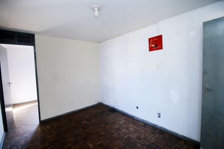Sala de apartamento para alugar com 2 quartos, 43m² em Vigário Geral, Rio de Janeiro