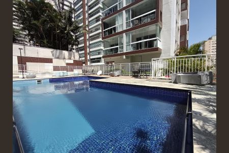 Apartamento à venda com 35m², 1 quarto e 1 vagaÁrea comum - Piscina