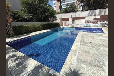 Apartamento à venda com 35m², 1 quarto e 1 vagaÁrea comum - Piscina