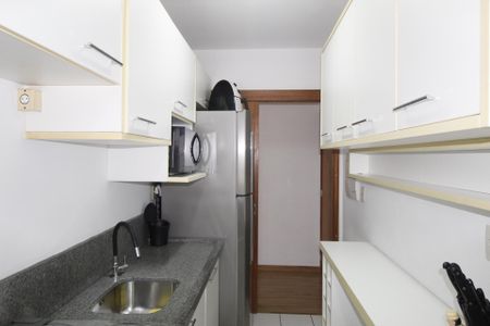 Apartamento à venda com 59m², 2 quartos e 1 vagaCozinha