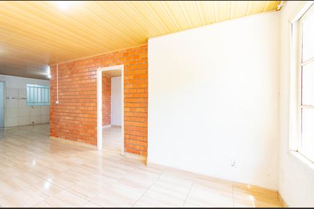 Sala de casa de condomínio para alugar com 3 quartos, 100m² em Niterói, Canoas