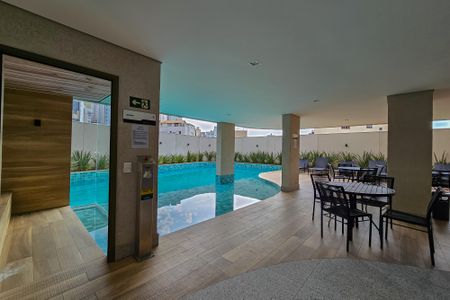 Apartamento à venda com 65m², 2 quartos e 2 vagasÁrea comum - Piscina