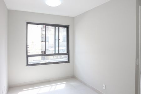 Apartamento à venda com 34m², 2 quartos e sem vaga Apartamento à venda com 34m², 2 quartos e sem vagaSala