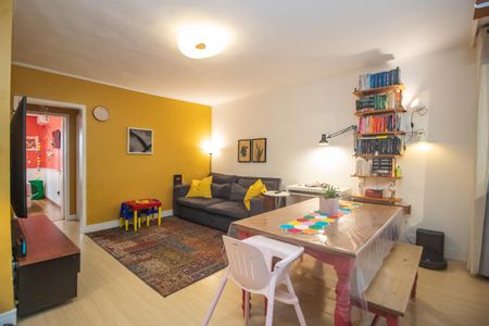 Apartamento à venda com 75m², 2 quartos e 1 vagaSala