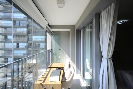 Studio para alugar com 36m², 1 quarto e sem vagaVaranda