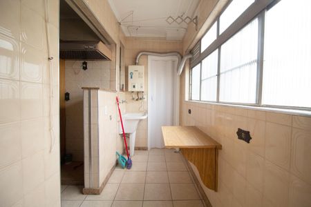 Apartamento para alugar com 90m², 3 quartos e 1 vagaÁrea de serviço