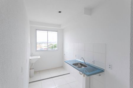 Apartamento para alugar com 43m², 2 quartos e 1 vaga Apartamento para alugar com 43m², 2 quartos e 1 vagaCozinha e Área de Serviço