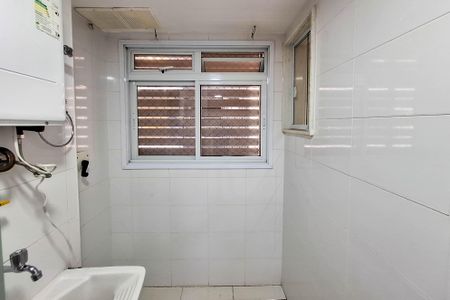 Apartamento à venda com 80m², 2 quartos e 1 vagaÁrea de Serviço