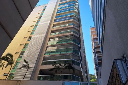Apartamento à venda com 80m², 2 quartos e 1 vagaFachada