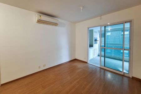 Apartamento à venda com 80m², 2 quartos e 1 vagaSala
