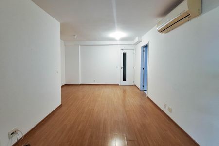 Sala de apartamento à venda com 2 quartos, 80m² em Icaraí, Niterói