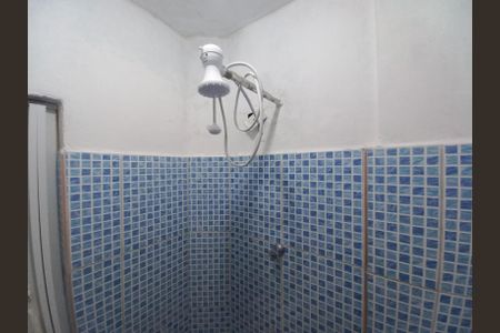 Banheiro de apartamento para alugar com 1 quarto, 22m² em Itararé, São Vicente