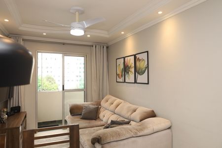 Sala de apartamento à venda com 2 quartos, 48m² em Vila Carmosina, São Paulo