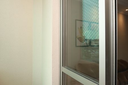 Sacada de apartamento à venda com 2 quartos, 48m² em Vila Carmosina, São Paulo