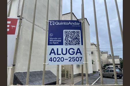 Plaquinha de apartamento para alugar com 2 quartos, 40m² em Moneró, Rio de Janeiro