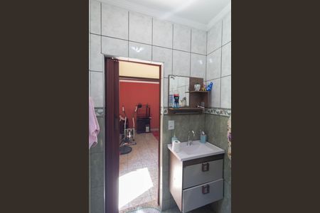 Casa à venda com 198m², 3 quartos e 4 vagas Casa à venda com 198m², 3 quartos e 4 vagasBanheiro 2