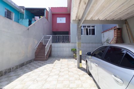 Casa à venda com 198m², 3 quartos e 4 vagas Casa à venda com 198m², 3 quartos e 4 vagasGaragem
