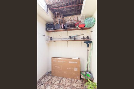 Casa à venda com 198m², 3 quartos e 4 vagas Casa à venda com 198m², 3 quartos e 4 vagasÁrea externa