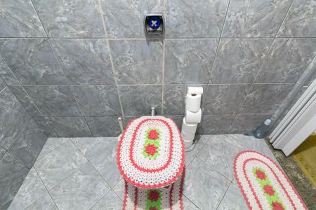 Casa à venda com 198m², 3 quartos e 4 vagas Casa à venda com 198m², 3 quartos e 4 vagasBanheiro 1