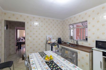 Casa à venda com 198m², 3 quartos e 4 vagas Casa à venda com 198m², 3 quartos e 4 vagasCozinha