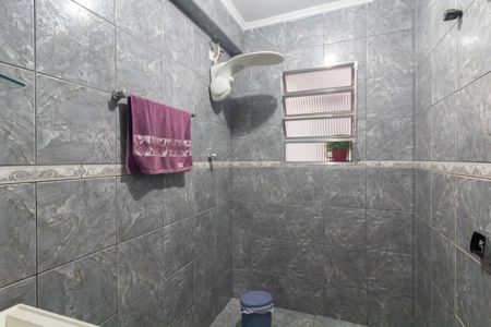 Casa à venda com 198m², 3 quartos e 4 vagas Casa à venda com 198m², 3 quartos e 4 vagasBanheiro 1