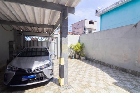 Casa à venda com 198m², 3 quartos e 4 vagas Casa à venda com 198m², 3 quartos e 4 vagasGaragem