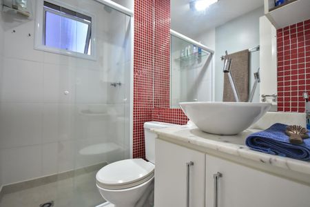 Apartamento à venda com 83m², 3 quartos e 2 vagasBanheiro Social